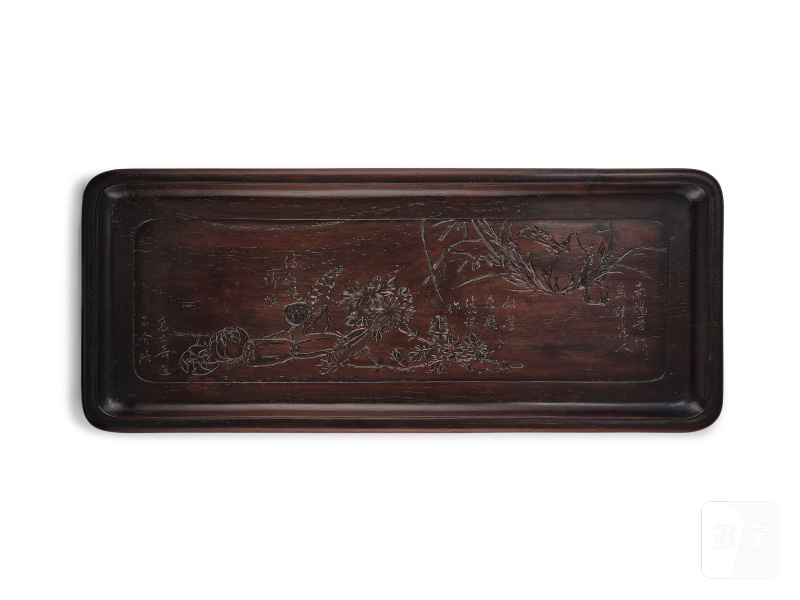 清十九世紀　摹高士奇畫意花果詩文圖長方木盤 | AN INCISED AND INSCRIBED WOODEN TRAY AFTER GAO SHIQI - 图1